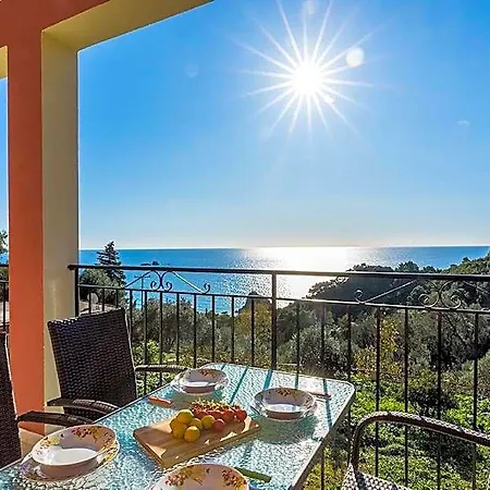 With Adult And Childrens Pool And Sea View - Pelekas Hotell 3*