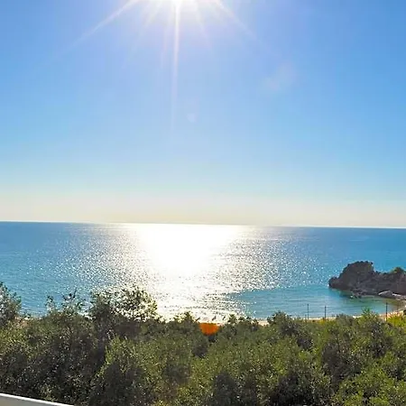 With Adult And Childrens Pool And Sea View - Pelekas 3*