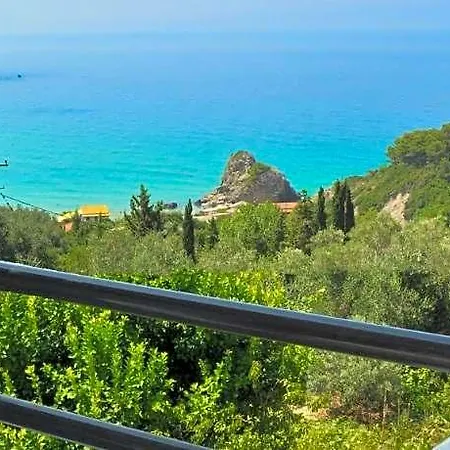 With Adult And Childrens Pool And Sea View - Pelekas Hotell Corfu (city)